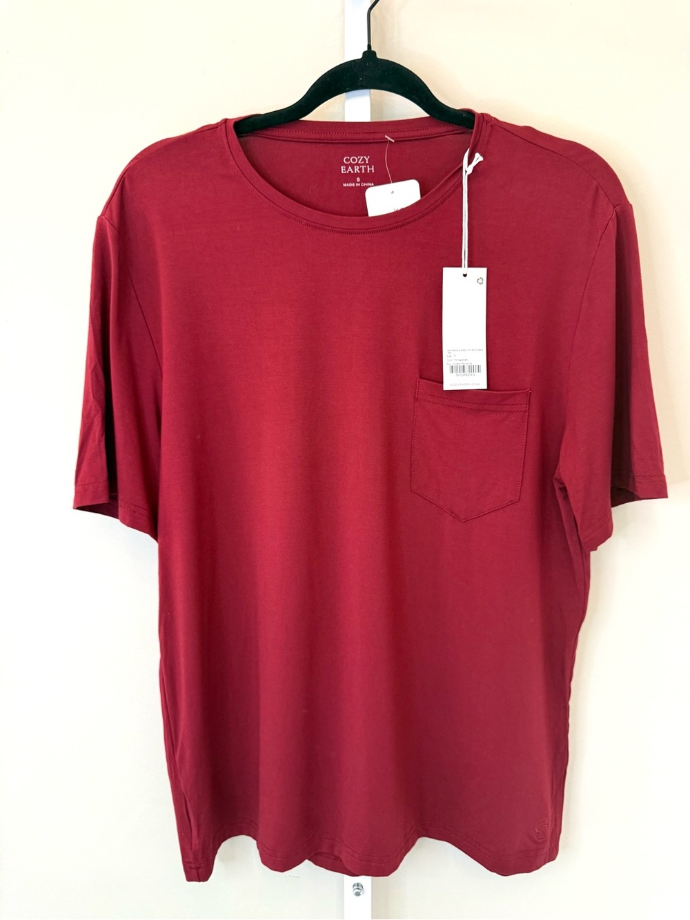 Cozy Earth Men’s Pocket Bamboo Knit Short Sleeve Tee in Pomegranate NWT Small